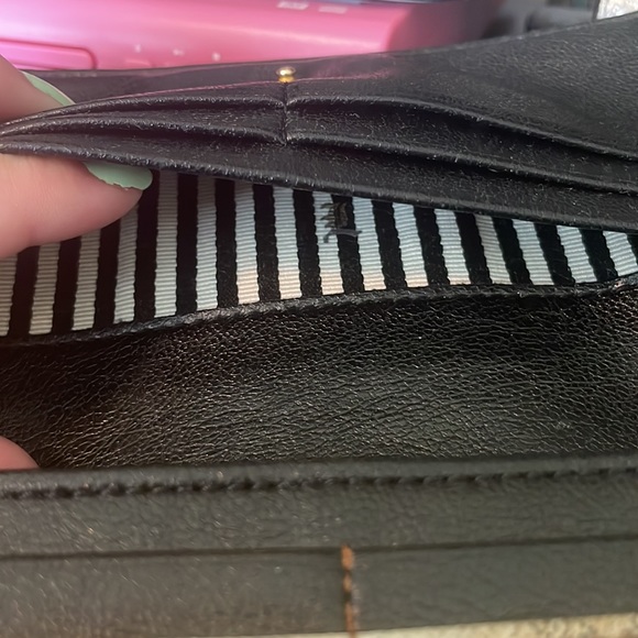 L.A.M.B Wallet - Picture 5 of 7